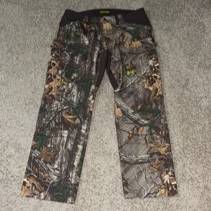 EUC Under Armour RealTree Xtra Camouflage Hunting Pants 1259177 in size 42/34